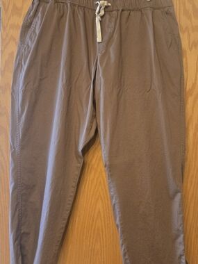 Pact Organic Cotton Tapered Pants